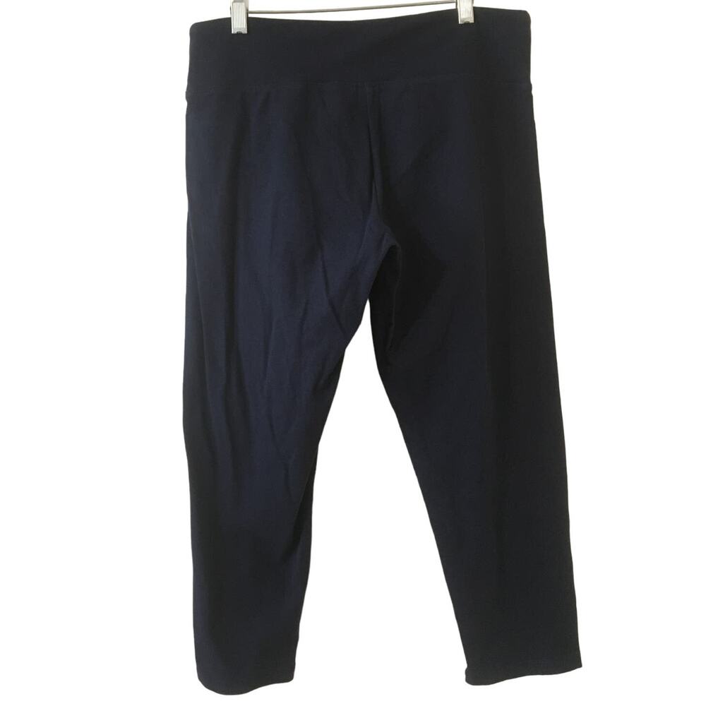 Victoria Sport Size Large Navy Blue Capri Activewear Pants